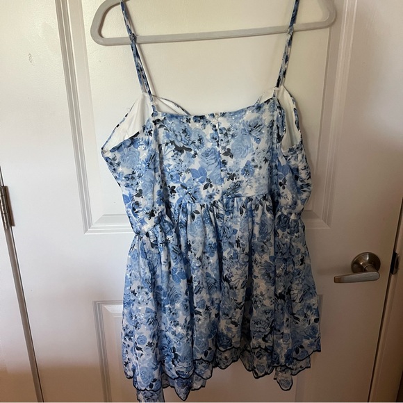 NEW Arula White and Blue Floral Mini Dress Plus Size 0X, 1X and 3X Available NWT - Picture 9 of 10